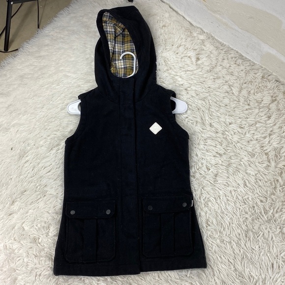 Burton Flannel Line Vest - Picture 1 of 9